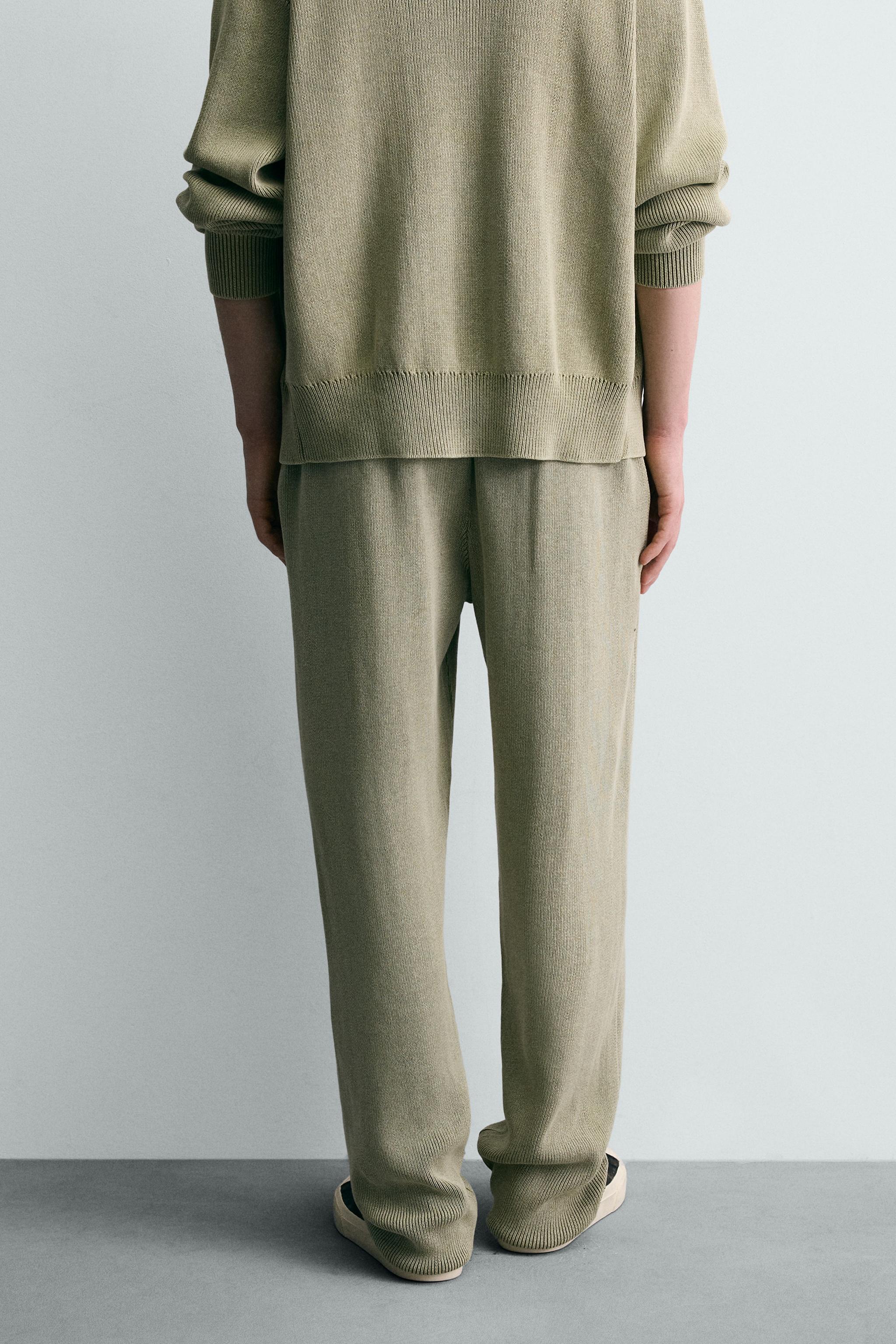 TEXTURED KNIT PANTS